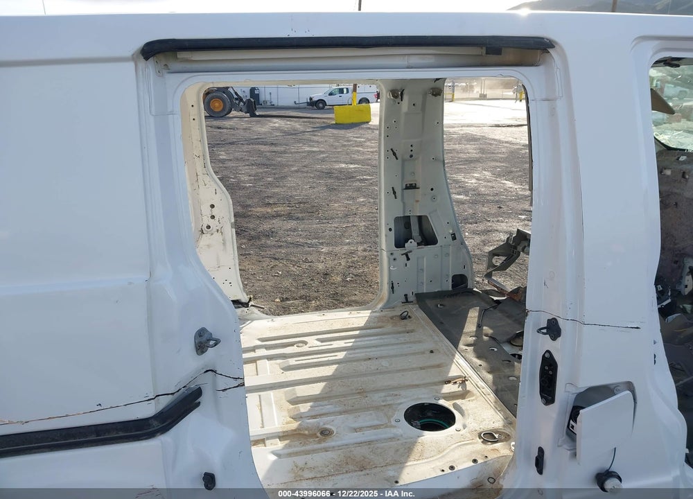 2018 NISSAN NV200 SV VIN: 3N6CM0KNXJK700108