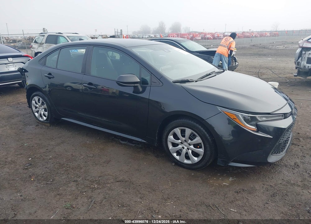 2021 TOYOTA COROLLA LE VIN: 5YFEPMAE6MP219446