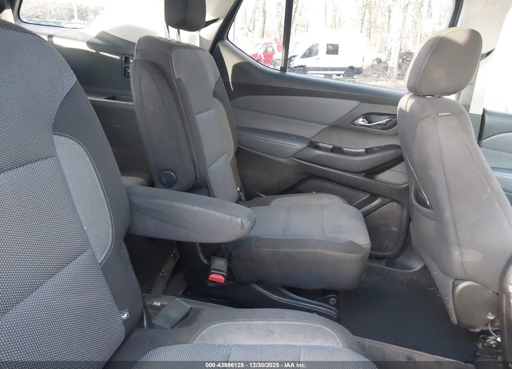 2018 CHEVROLET TRAVERSE 1LT VIN: 1GNEVGKW6JJ192321
