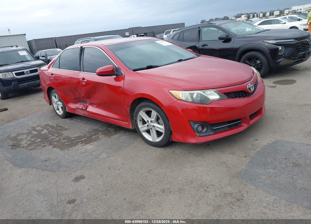 2014 TOYOTA CAMRY SE VIN: 4T1BF1FK7EU788261