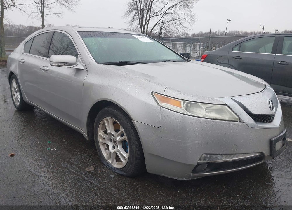 2010 ACURA TL 3.7/TECH HPT AUTO VIN: 19UUA9F53AA000190