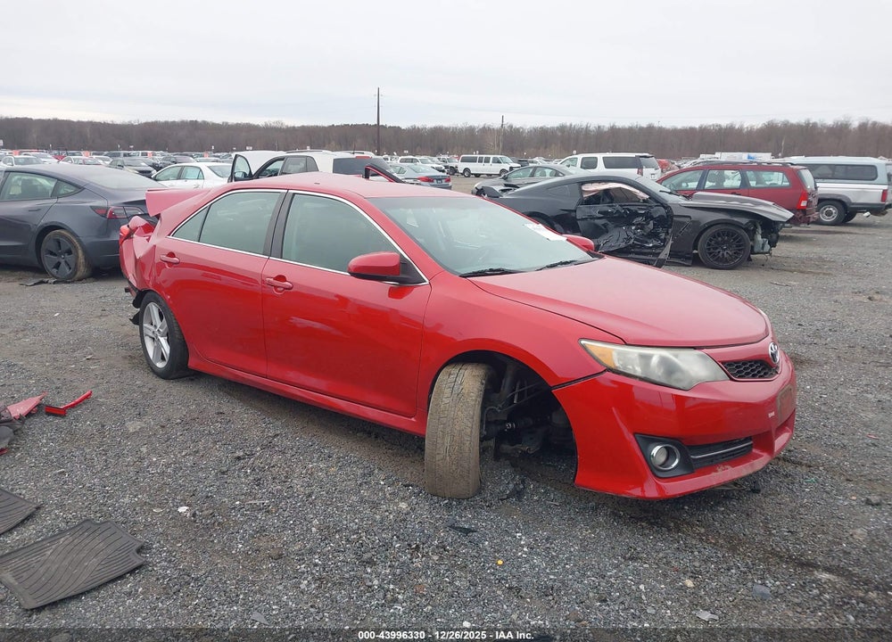 2013 TOYOTA CAMRY SE VIN: 4T1BF1FK2DU719900