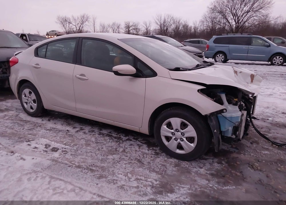 2014 KIA FORTE LX VIN: KNAFK4A67E5176520