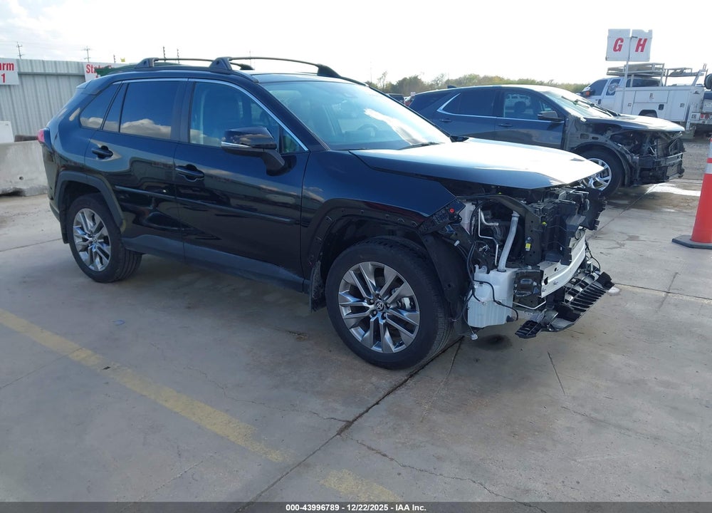 2024 TOYOTA RAV4 XLE PREMIUM VIN: 2T3C1RFV8RC300123