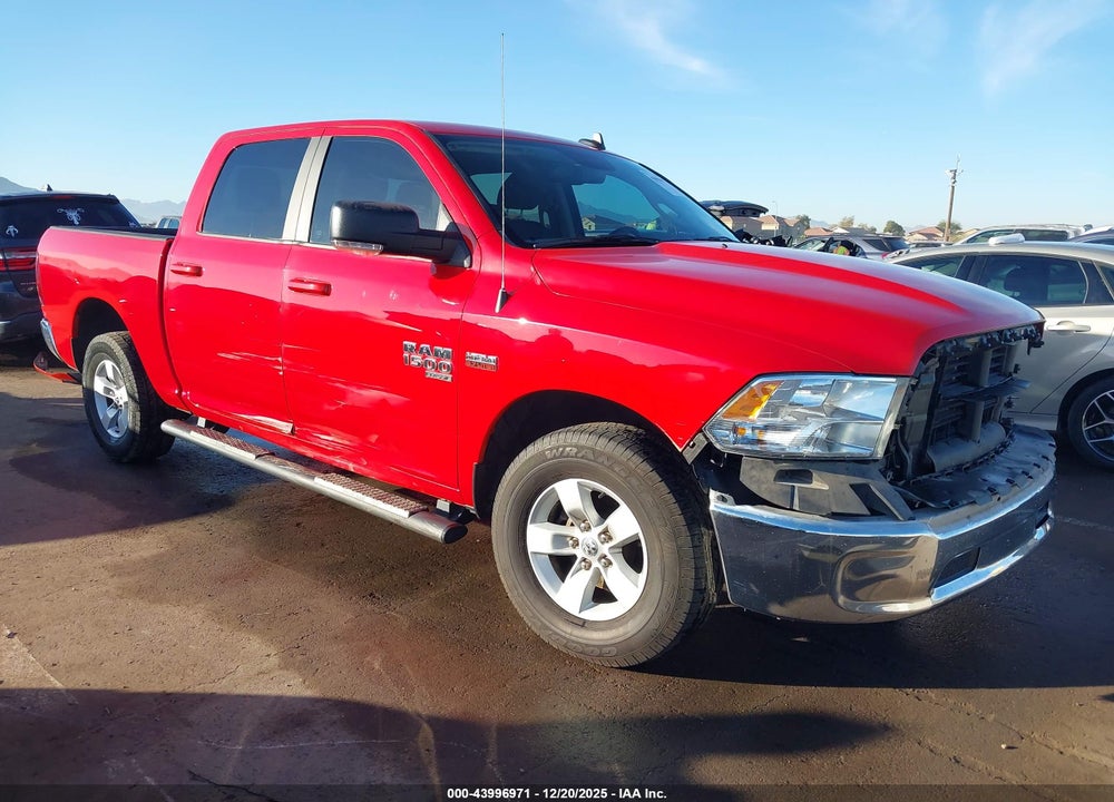 2020 RAM 1500 CLASSIC SLT  4X4 5'7 BOX VIN: 3C6RR7LT2LG152526