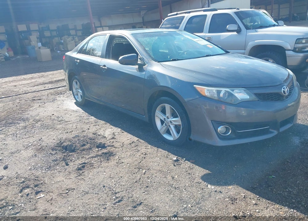 2012 TOYOTA CAMRY SE VIN: 4T1BF1FKXCU120063