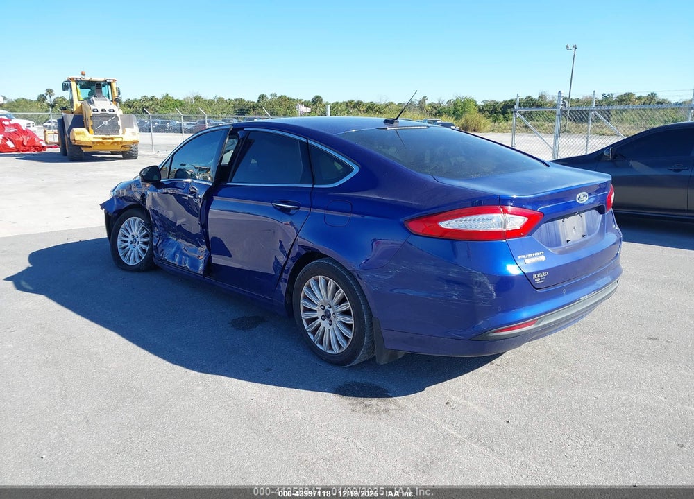 2016 FORD FUSION ENERGI SE LUXURY VIN: 3FA6P0PU0GR381153
