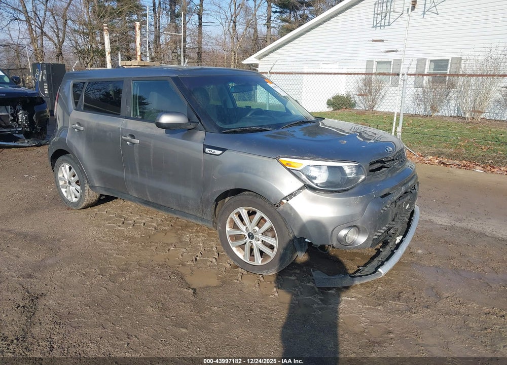2018 KIA SOUL + VIN: KNDJP3A59J7601993