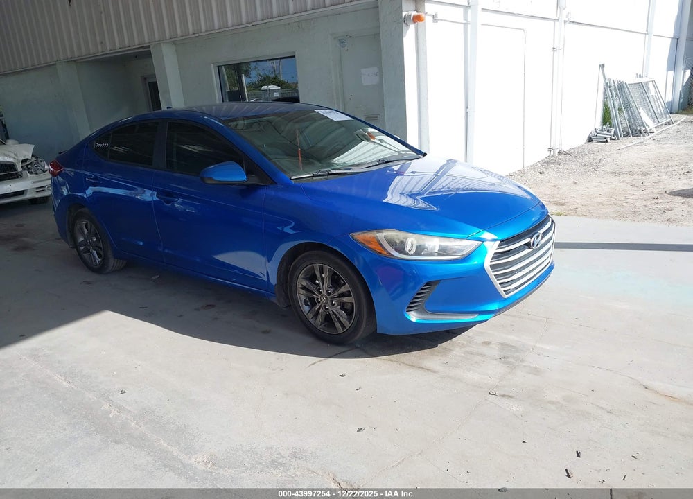 2017 HYUNDAI ELANTRA SE VIN: 5NPD84LF8HH207297