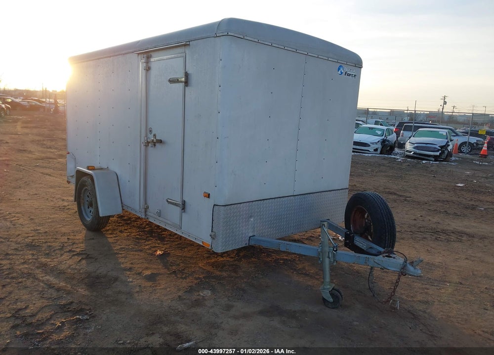2004 WELLS CARGO UNKNOWN VIN: 1W4200E1341105893