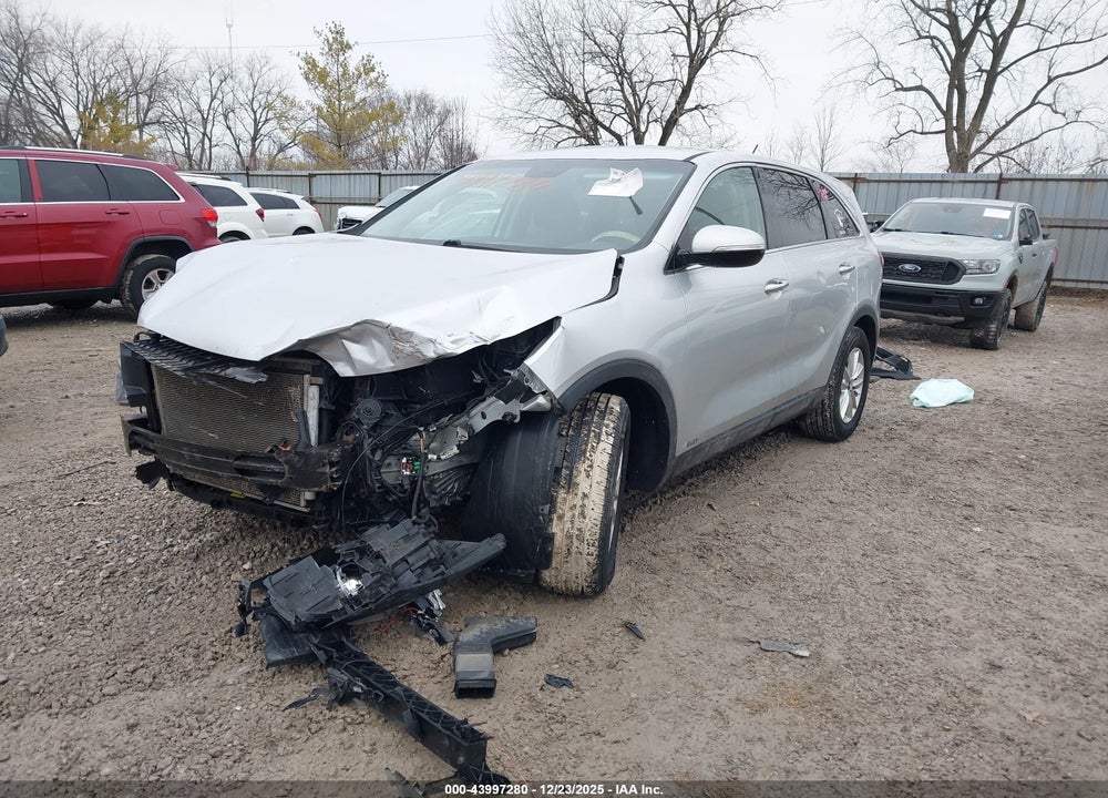 2019 KIA SORENTO 3.3L LX VIN: 5XYPGDA59KG567249