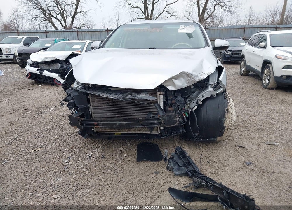 2019 KIA SORENTO 3.3L LX VIN: 5XYPGDA59KG567249