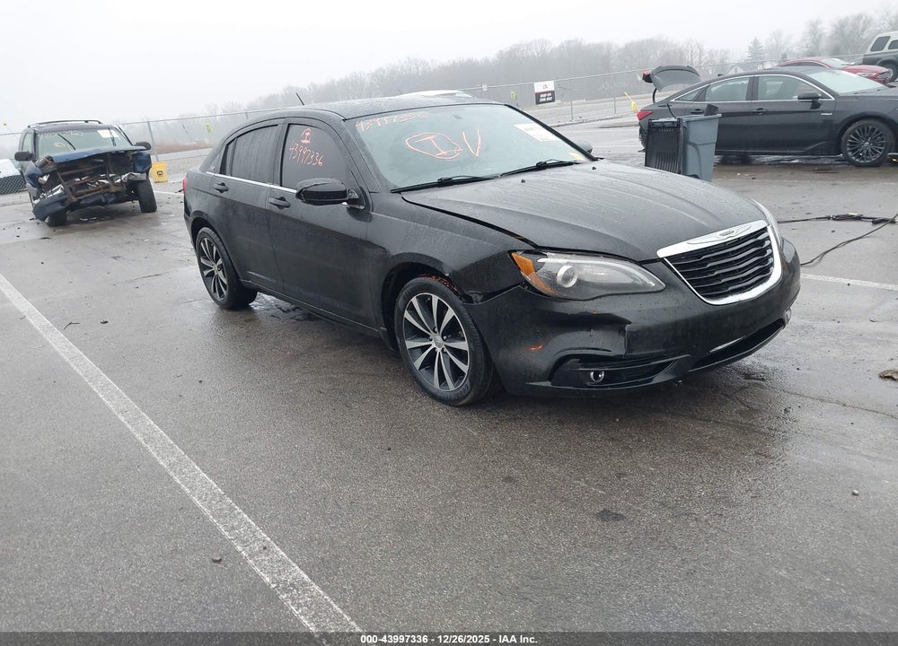 2014 CHRYSLER 200 LIMITED VIN: 1C3CCBCGXEN172477