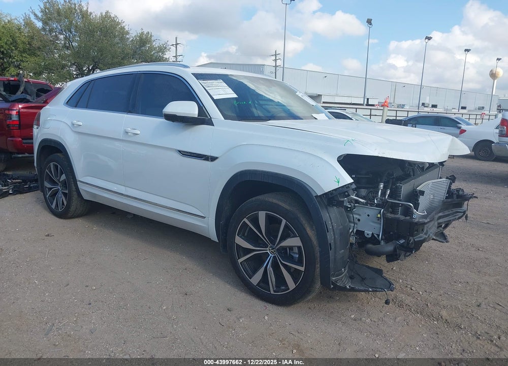 2025 VOLKSWAGEN ATLAS CROSS SPORT 2.0T SEL PREMIUM R-LINE VIN: 1V2FE2CA6SC210792