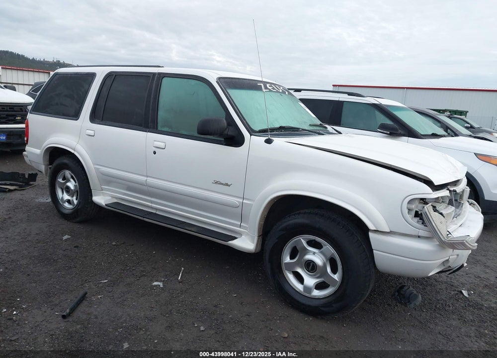 2000 FORD EXPLORER LIMITED VIN: 1FMDU85P0YZA96709