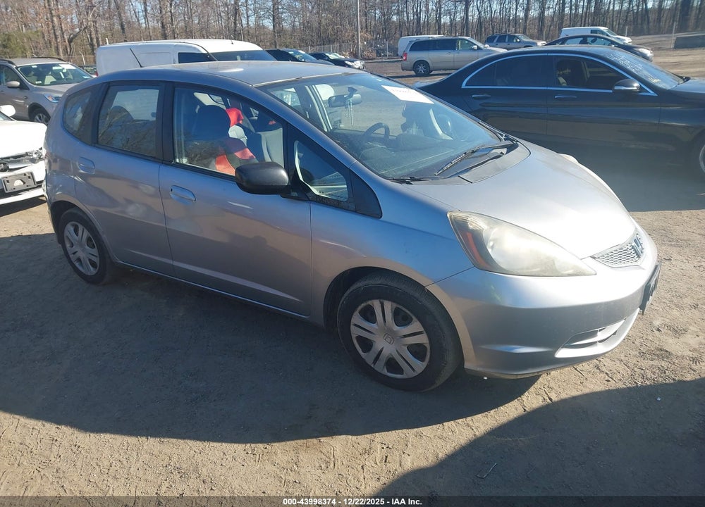 2010 HONDA FIT VIN: JHMGE8H22AC014470