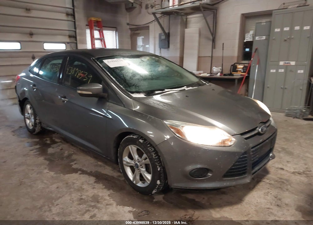 2014 FORD FOCUS SE VIN: 1FADP3F21EL122630