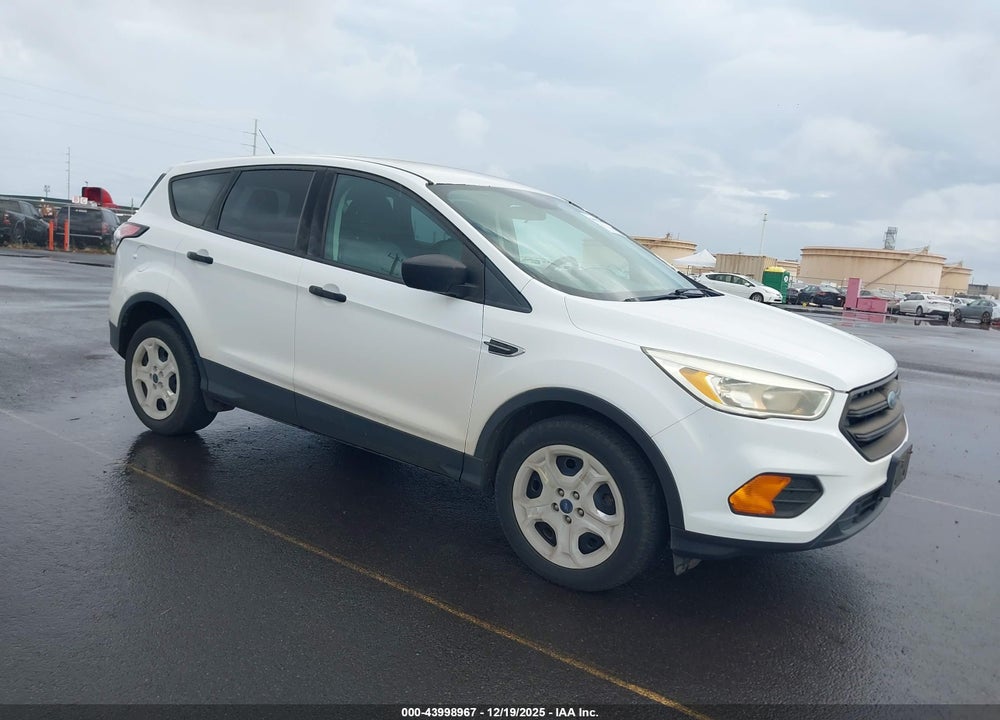 2017 FORD ESCAPE S VIN: 1FMCU0F78HUA41336