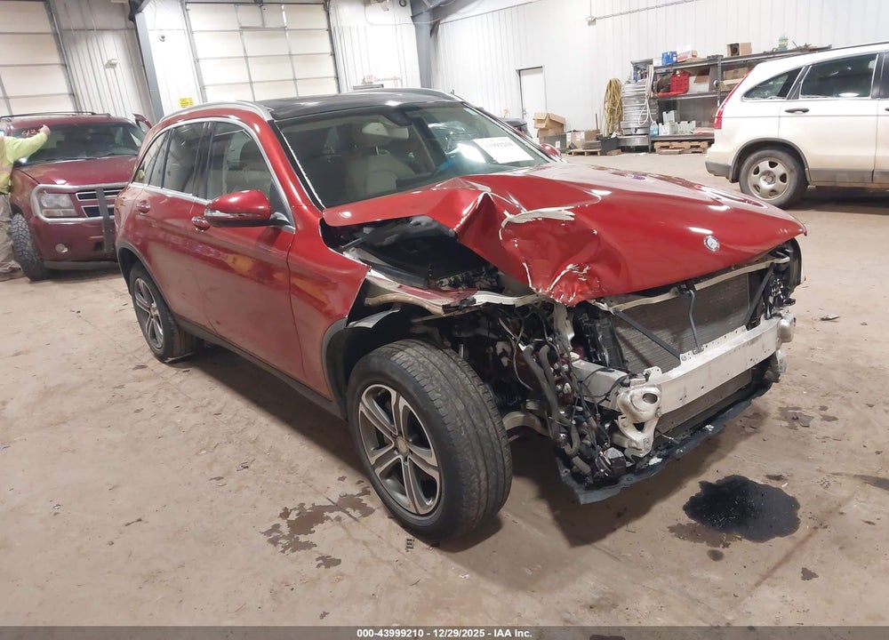 2016 MERCEDES-BENZ GLC 300 4MATIC VIN: WDC0G4KB1GF019465