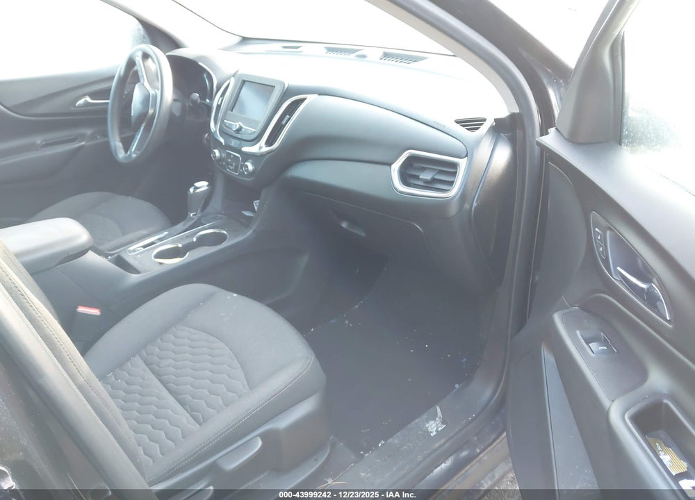 2020 CHEVROLET EQUINOX LT VIN: 2GNAXUEV3L6225849