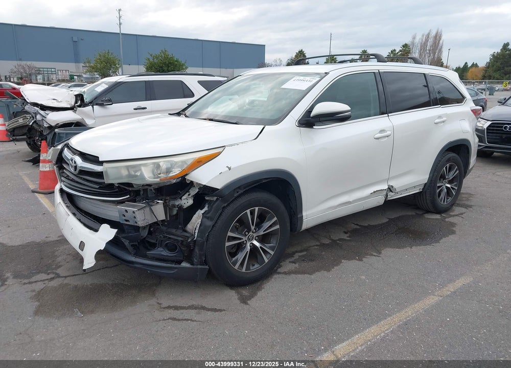 2016 TOYOTA HIGHLANDER XLE V6 VIN: 5TDKKRFH0GS129867
