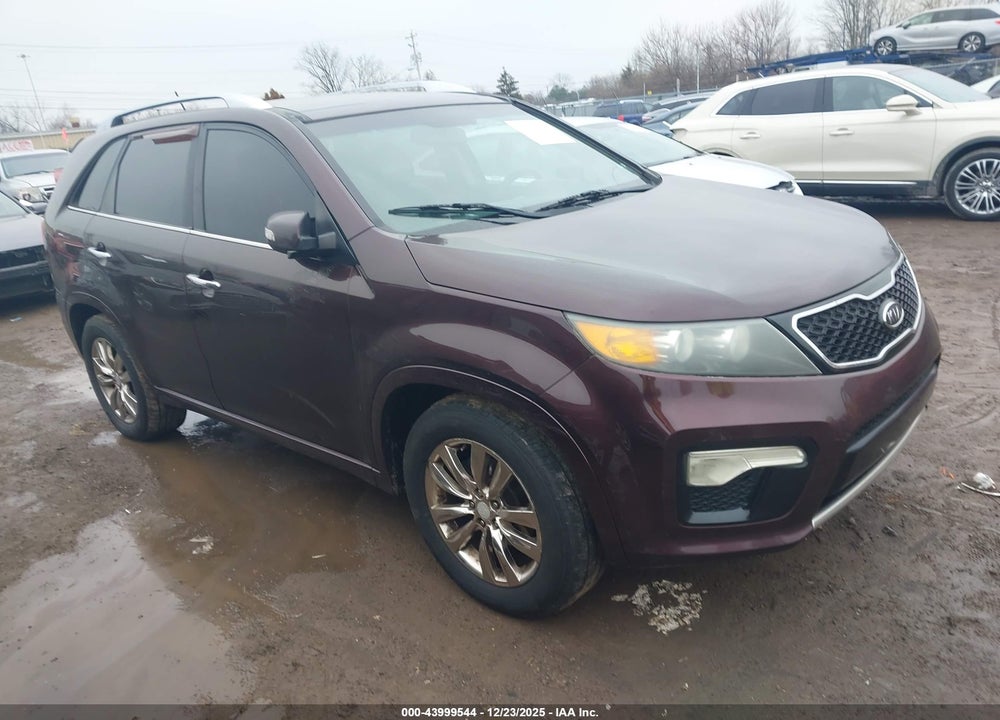 2011 KIA SORENTO SX V6 VIN: 5XYKW4A23BG110004
