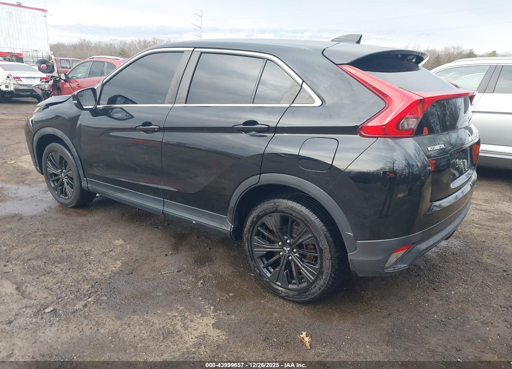 2018 MITSUBISHI ECLIPSE CROSS LE VIN: JA4AT4AA5JZ070627