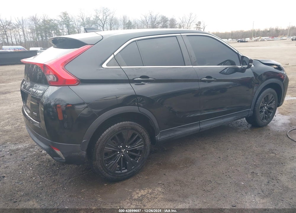 2018 MITSUBISHI ECLIPSE CROSS LE VIN: JA4AT4AA5JZ070627