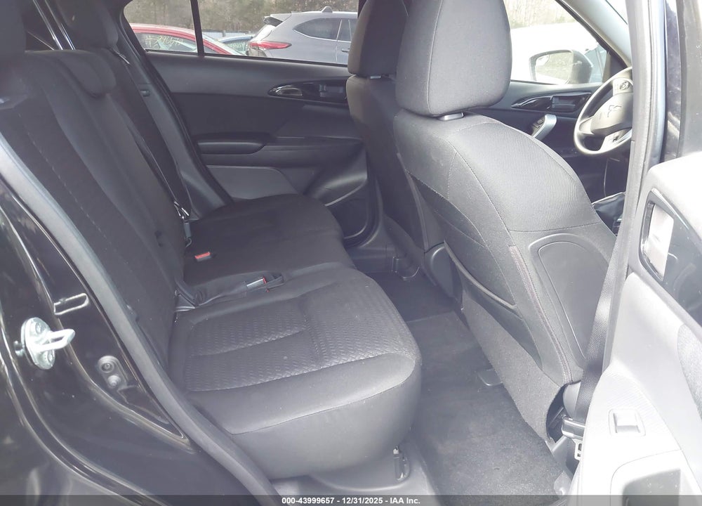 2018 MITSUBISHI ECLIPSE CROSS LE VIN: JA4AT4AA5JZ070627