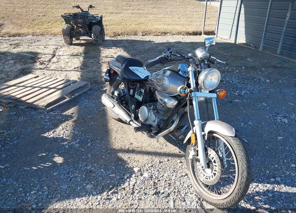 2004 KAWASAKI BN125 A VIN: JKABNRA1X4DA09273