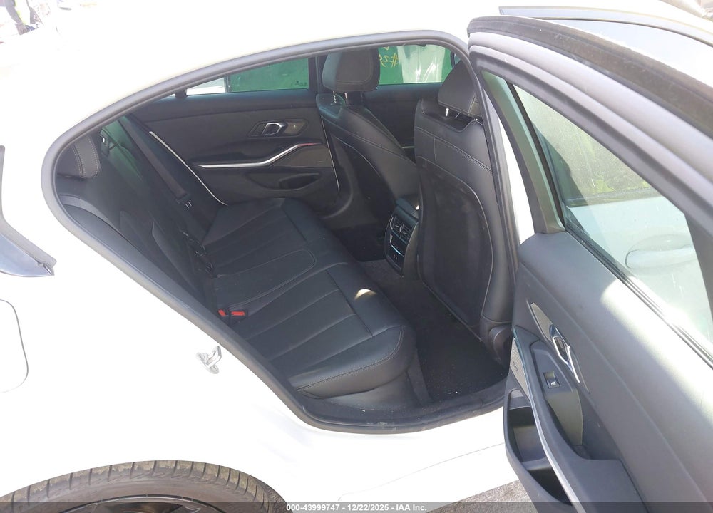 2025 BMW M340I VIN: 3MW59FT05S8F23207