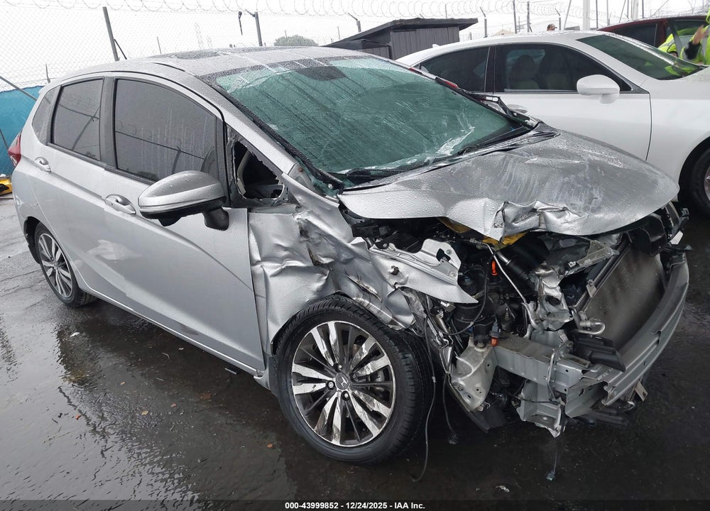 2016 HONDA FIT EX VIN: JHMGK5H74GS009353
