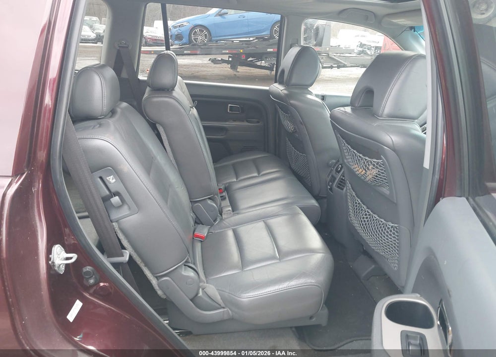 2007 HONDA PILOT EX-L VIN: 5FNYF18717B030905