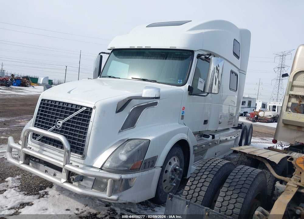 2017 VOLVO VNL VIN: 4V4NC9EH2HN984240