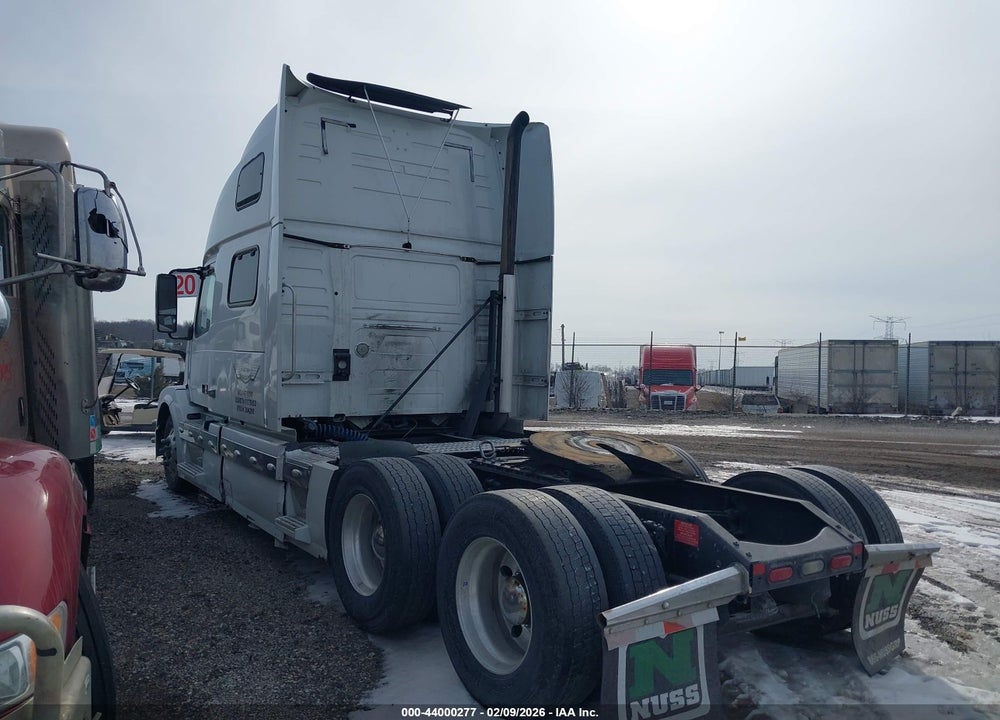 2017 VOLVO VNL VIN: 4V4NC9EH2HN984240