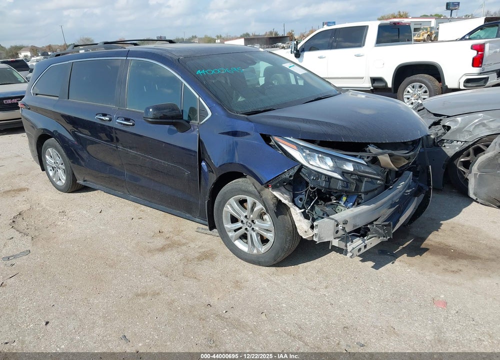 2022 TOYOTA SIENNA XSE VIN: 5TDXSKFC8NS055144