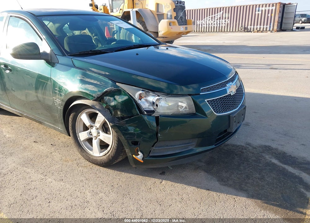 2014 CHEVROLET CRUZE 1LT AUTO VIN: 1G1PC5SB8E7198920