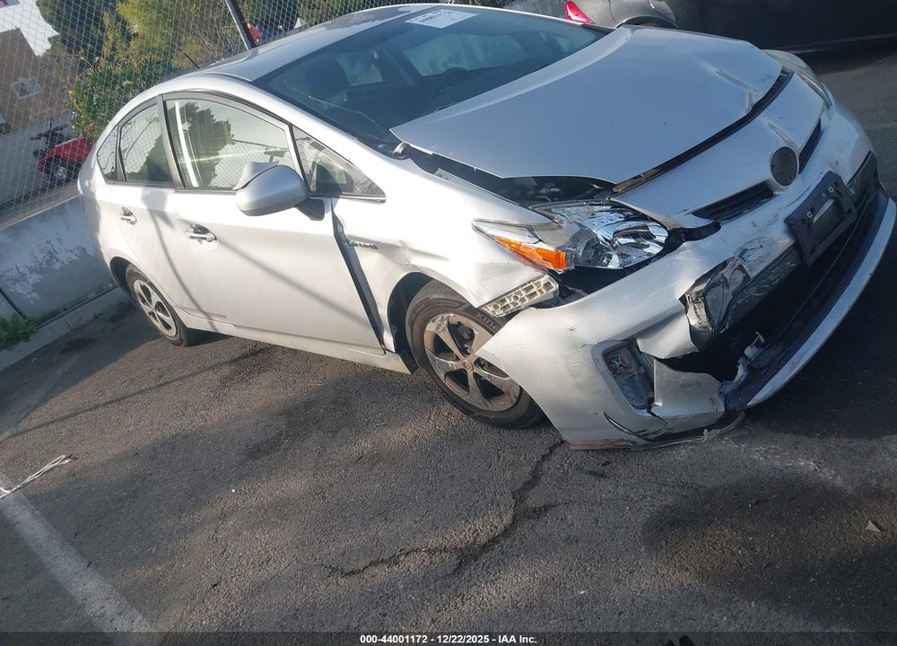 2015 TOYOTA PRIUS TWO VIN: JTDKN3DU6F1935728