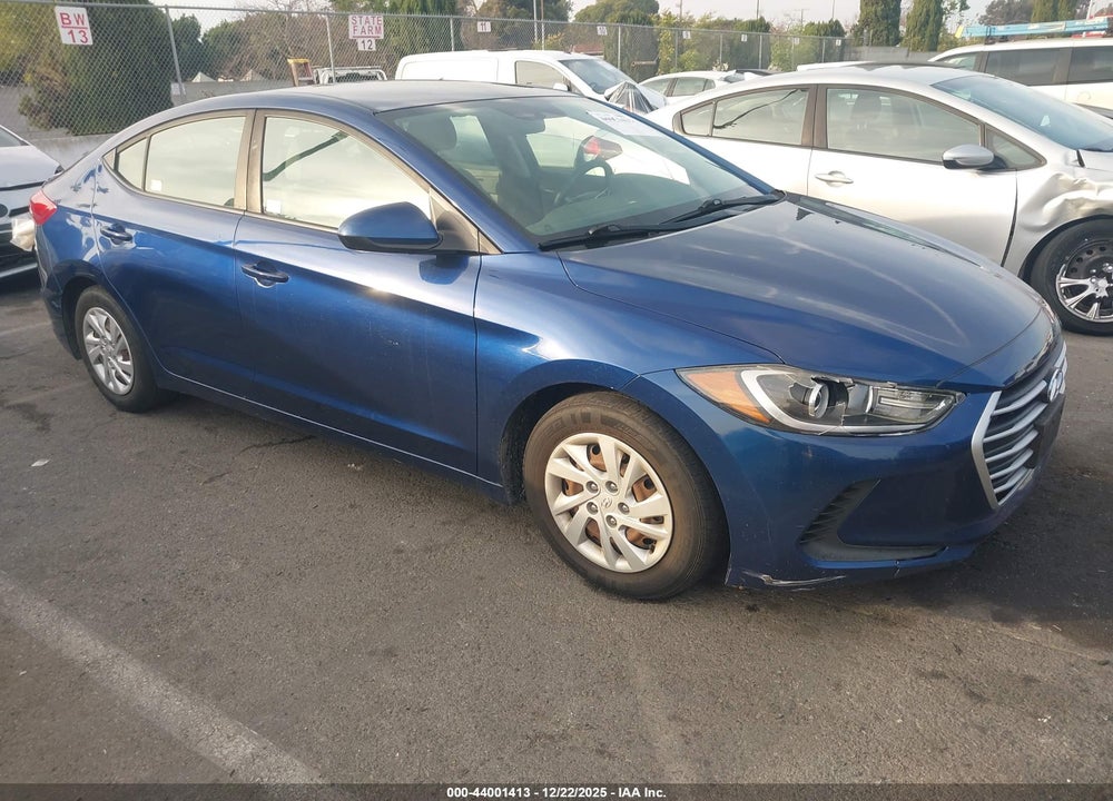 2018 HYUNDAI ELANTRA SE VIN: 5NPD74LFXJH341673