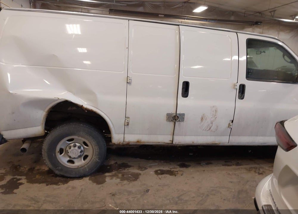 2015 CHEVROLET EXPRESS 2500 WORK VAN VIN: 1GCWGFFF9F1110326