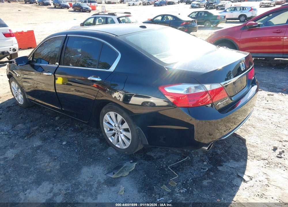 2015 HONDA ACCORD EX-L V-6 VIN: 1HGCR3F84FA018975