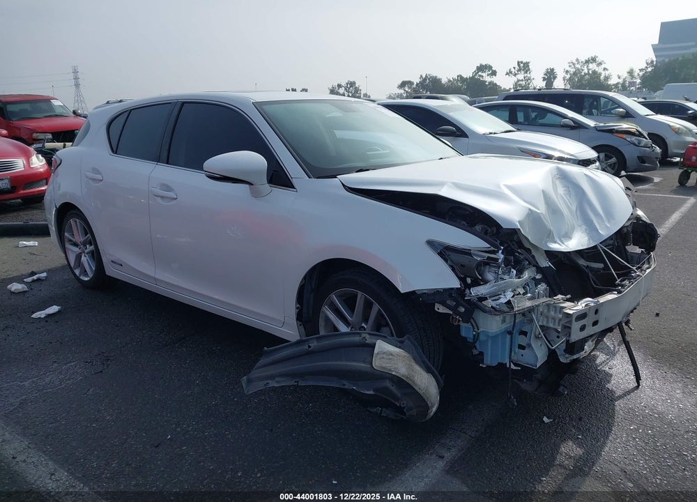 2014 LEXUS CT 200H VIN: JTHKD5BH1E2192505