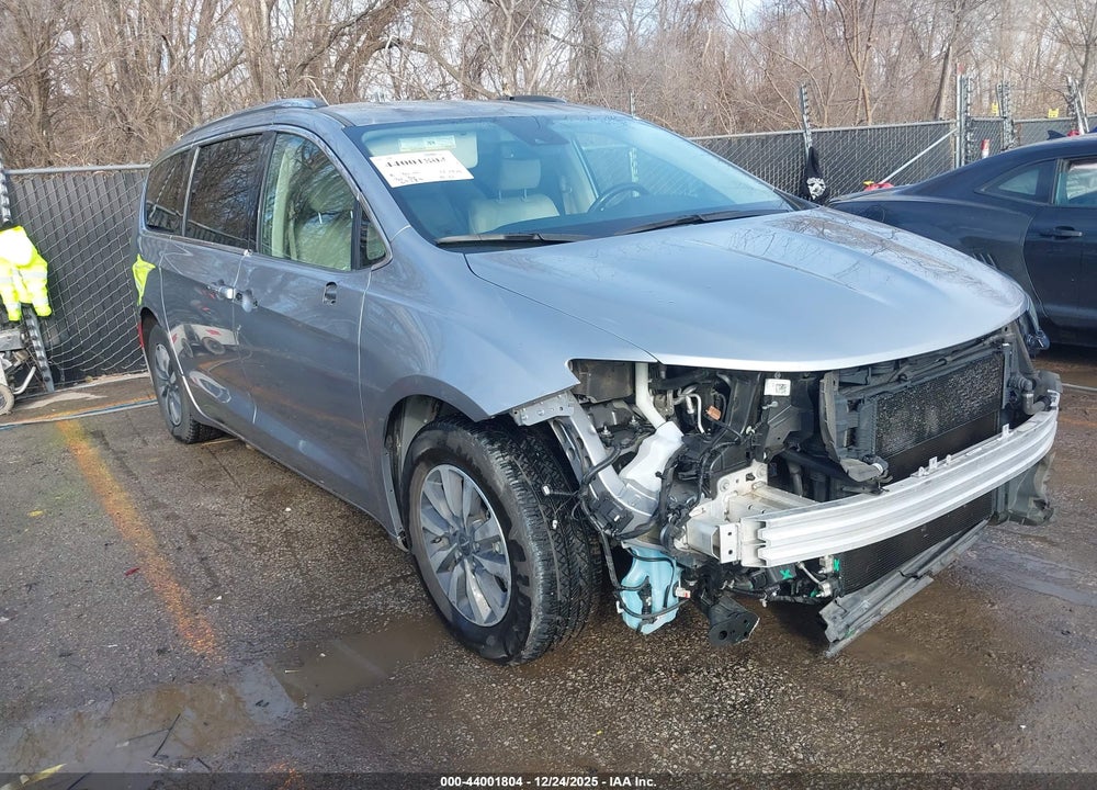 2021 CHRYSLER PACIFICA HYBRID TOURING L VIN: 2C4RC1L78MR594569
