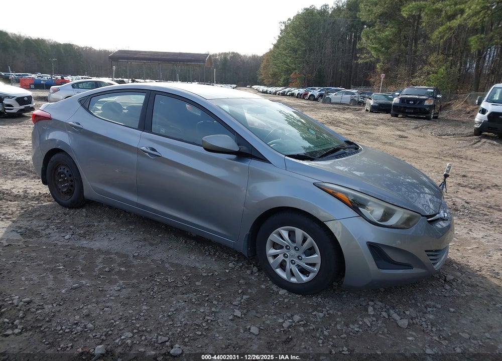 2016 HYUNDAI ELANTRA SE VIN: 5NPDH4AE9GH670901