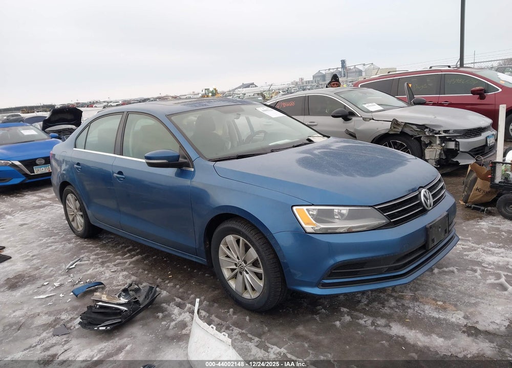 2015 VOLKSWAGEN JETTA 1.8T SE VIN: 3VWD07AJ8FM234844