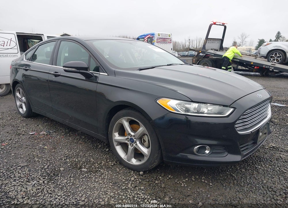 2015 FORD FUSION SE VIN: 3FA6P0HD7FR227097
