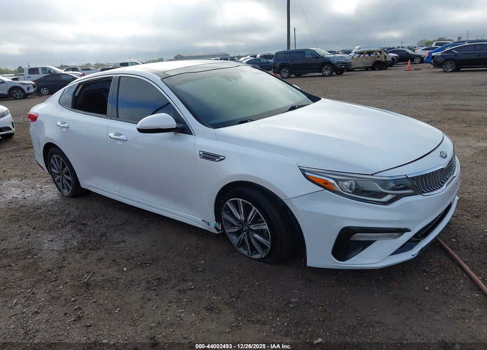 2019 KIA OPTIMA LX VIN: 5XXGT4L30KG339149