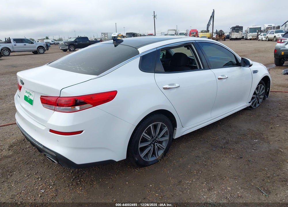 2019 KIA OPTIMA LX VIN: 5XXGT4L30KG339149
