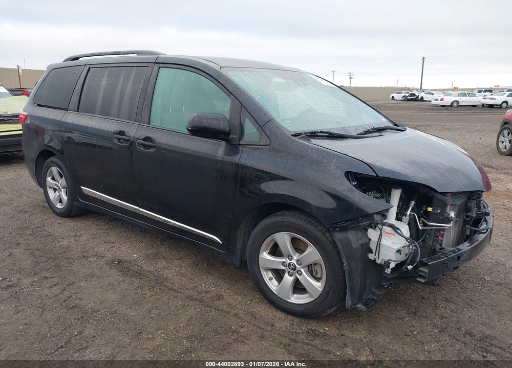 2019 TOYOTA SIENNA LE 8 PASSENGER VIN: 5TDKZ3DC4KS018893