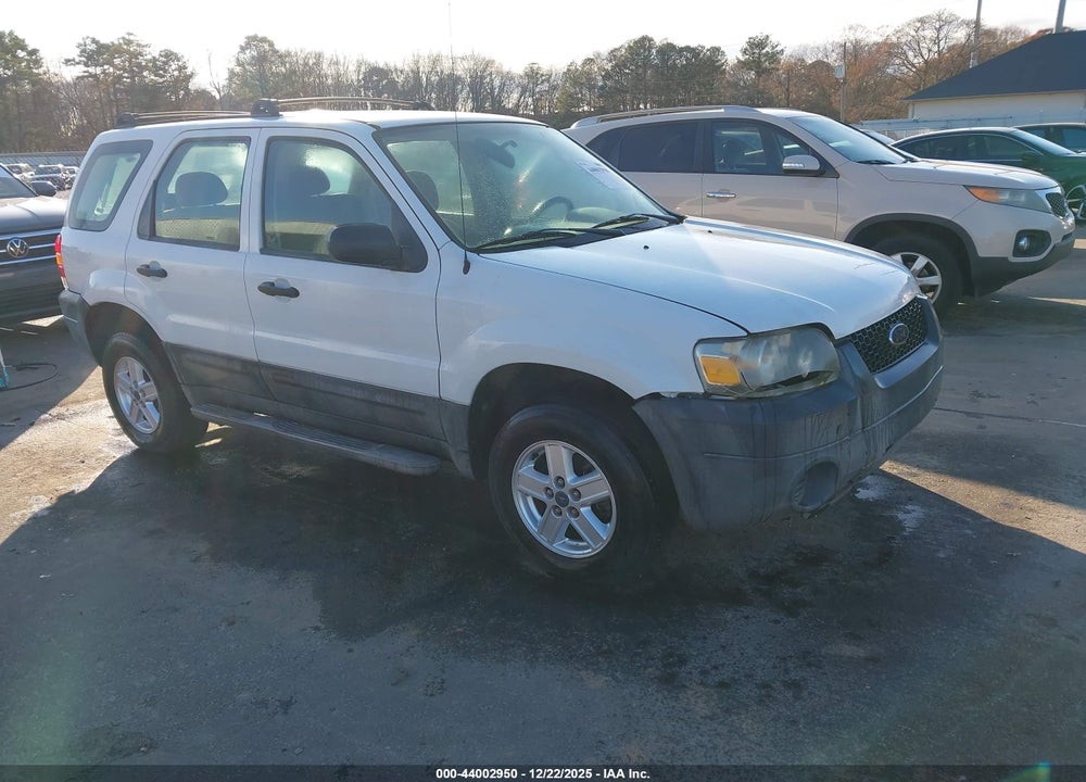 2005 FORD ESCAPE XLS VIN: 1FMYU02Z45KD13174